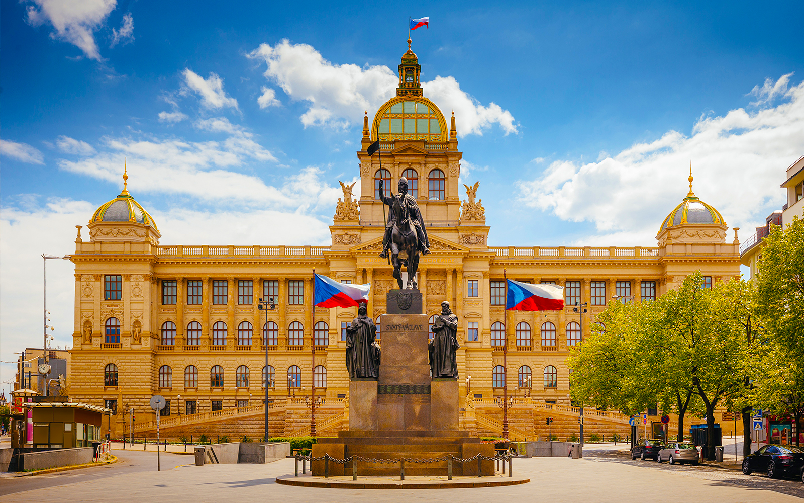 Prague Tour Package